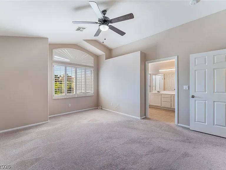 10401 Horseback Ridge Ave — Photo 13