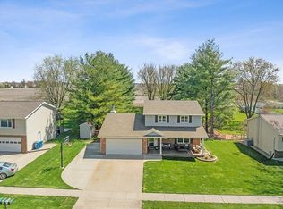 405 N East St, Hudson, IL 61748