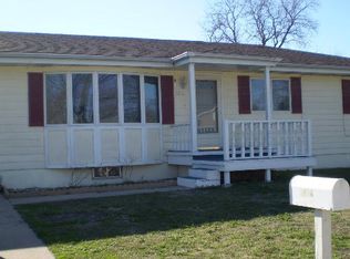1414 Piper St, Grand Island, NE 68803
