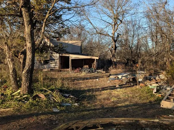 102 Ash St, Wellston, OK 74881