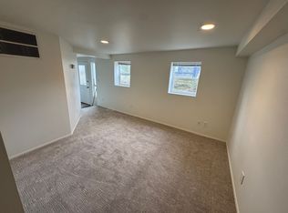 1008 Clinton St UNIT C, Bellingham, WA 98225