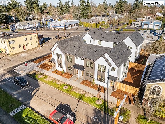 4th image of 2892 NE 61st Ave