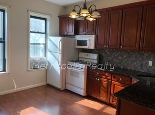 43-10 30th Ave #R, Astoria, NY 11103