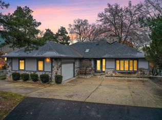 6400 Tara Cv, Waterford, MI 48329