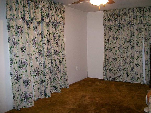 4th image of 112 E Drew St