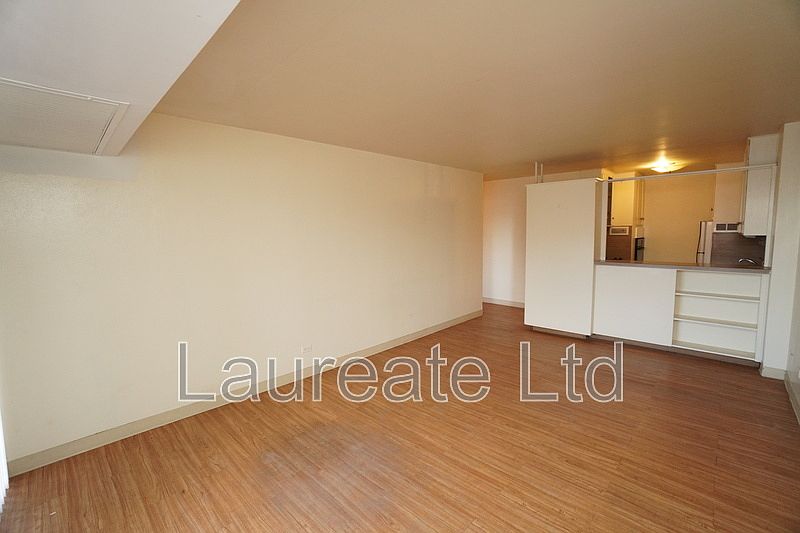 1st image of 800 N Washington St APT 404