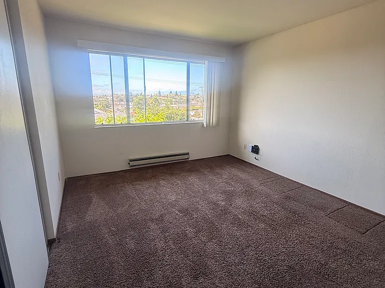 632 Kearney St #8 — Photo 11