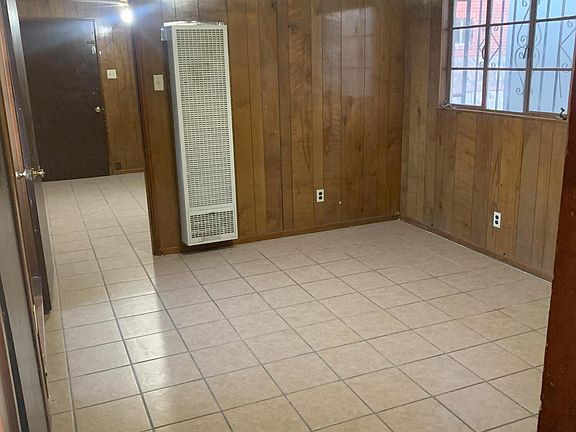 4th image of 442 Duran Pl
