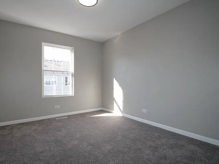 353 Springbrook Trl S — Photo 11