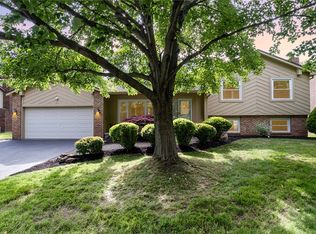 55 Creighton Ln, Rochester, NY 14612