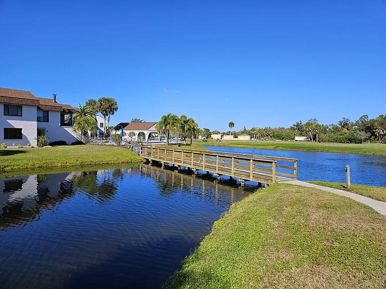 812 Capri Isles Blvd #225 — Photo 34