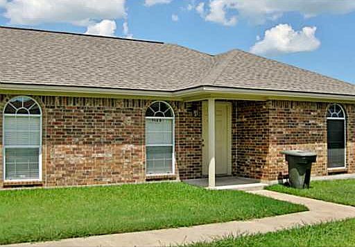 1st image of 908 Camellia Ct APT B