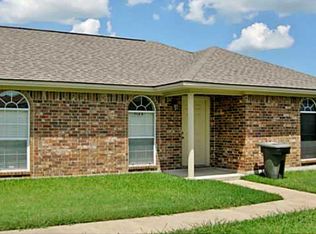 908 Camellia Ct APT B, College Station, TX 77840