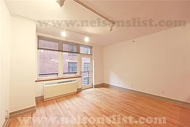 Rented by R New York