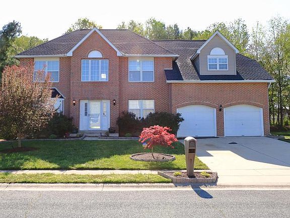 2nd image of 39 E Moyer Dr
