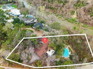 202 Pine Hollow Ln, Houston, TX 77056