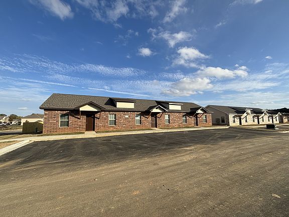 5th image of 4297 Holcomb Dr #397