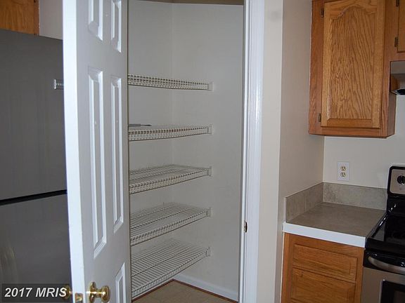 3rd image of 208 Sterling Ct