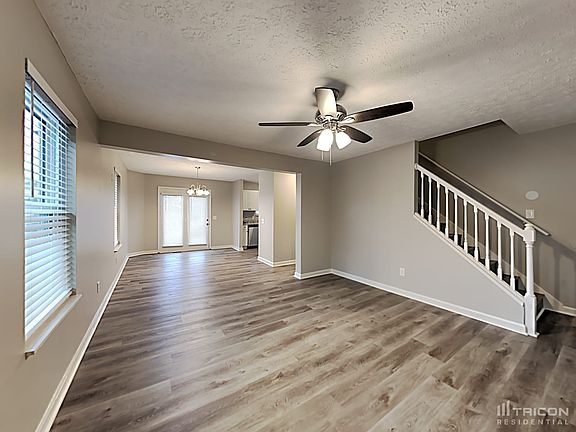 3rd image of 204 Saint Martins Ln