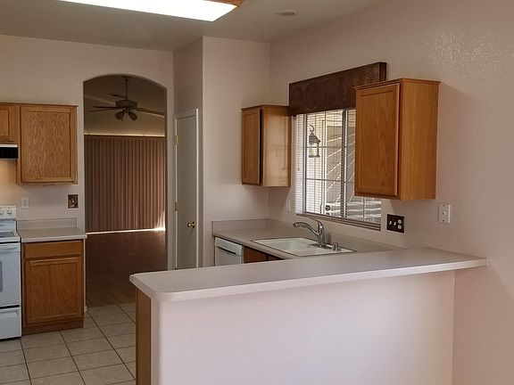 3rd image of 17609 N 2nd Ave