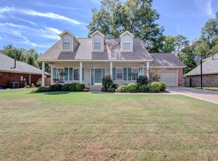 45 Blue Mountain Dr, Maumelle, AR 72113