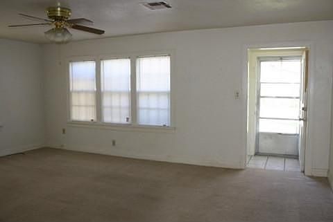 5th image of 726 NW 16th St