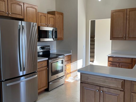 2nd image of 7724 Whitehall Cir W