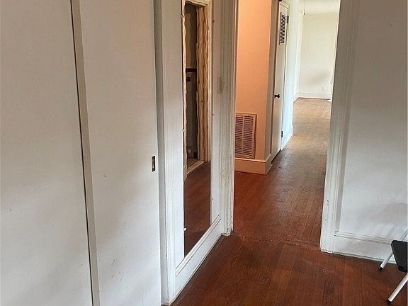 5th image of 2503 N Kenan St