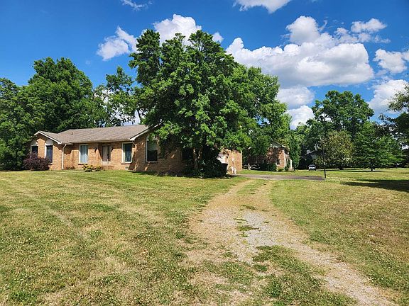 5th image of 220 Long Valley Rd
