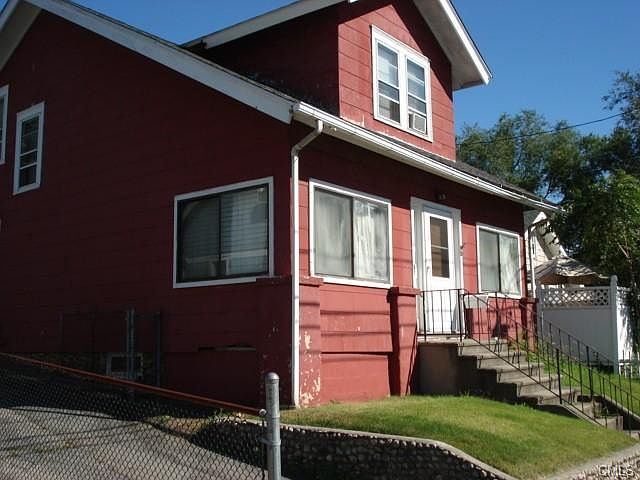 2nd image of 3 Elton Ct