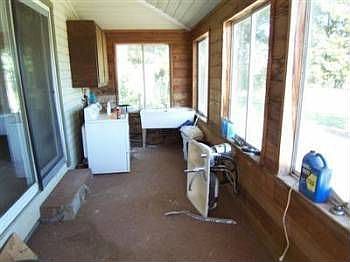 2nd image of 2512 Nicolaus Ave