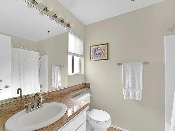 3rd image of 13171 Newland St APT 2