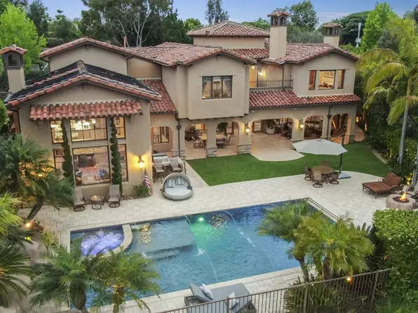 5160 Meadows Del Mar Dr, San Diego, CA 92130