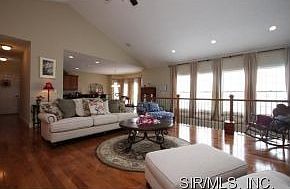 5th image of 9611 Mallard Dr