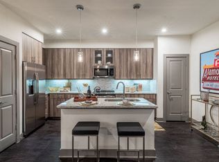 305 W Commerce St APT 476, Dallas, TX 75208