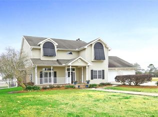 3620 Lake Catherine Dr, Harvey, LA 70058