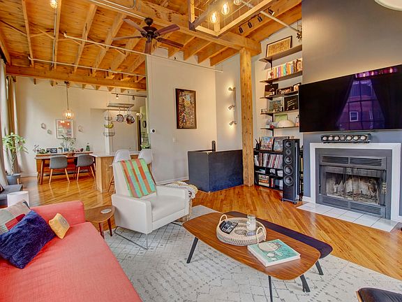 4th image of 5235 N Ravenswood Ave APT 15