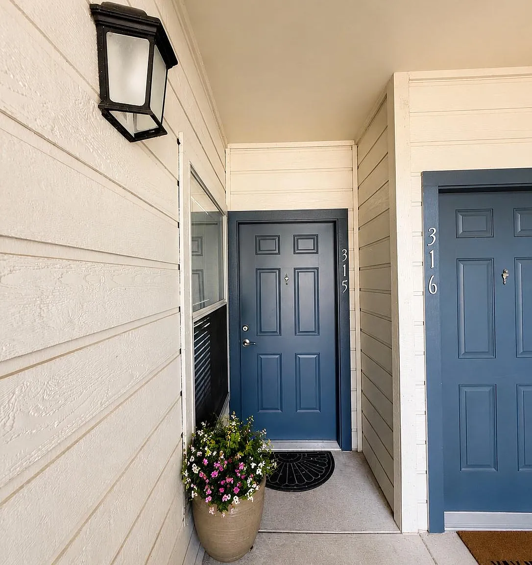2 bed, 2.0 bath, 918 sqft, $1,495 — Photo 4