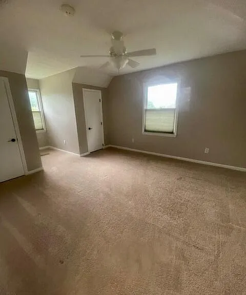 702 Beaver Park — Photo 18