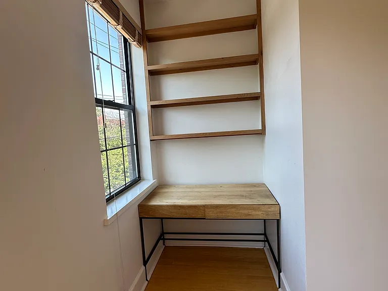 82 Visitation Pl #2 — Photo 8