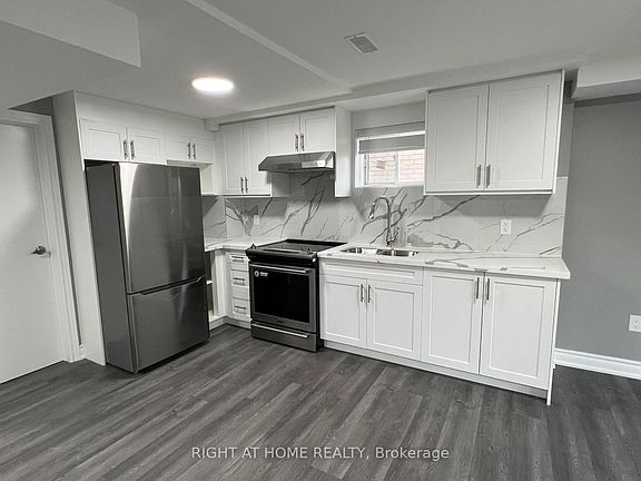 2nd image of 94 Bremner St