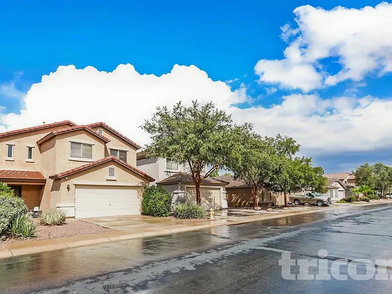 21338 N Denver Ct — Photo 23