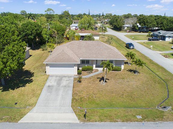 2nd image of 2297 SE Seafury Ln