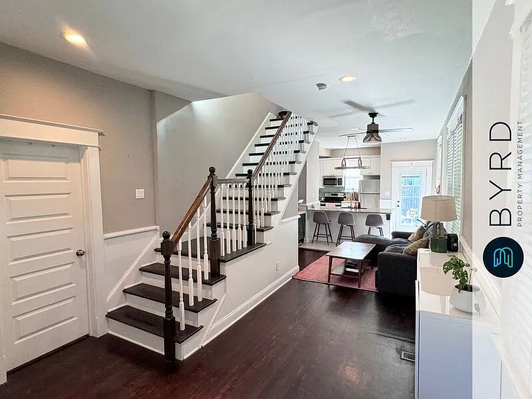 3256 Cliff Ave — Photo 4