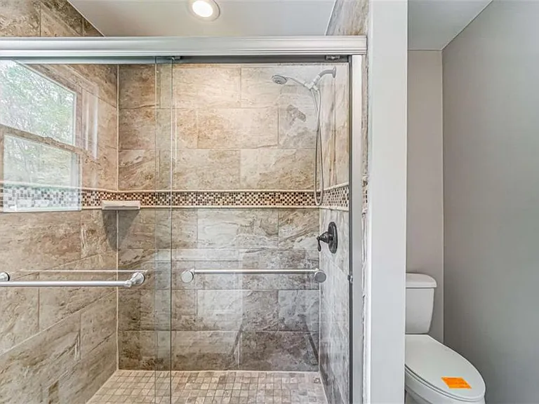 2218 Woodfern Dr — Photo 52