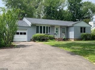 147 Forest Ave, Berkeley Heights, NJ 07922