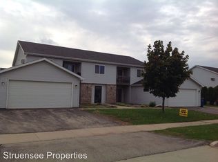 4475 Jacktar Rd APT B, Oshkosh, WI 54901