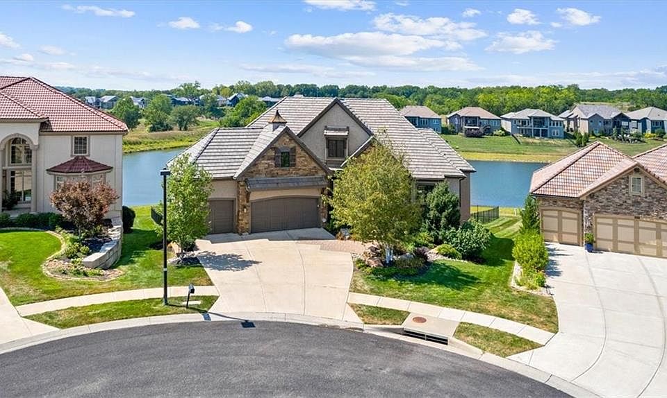 9180 Cottonwood Canyon Dr, Lenexa, KS 66219 MLS 2451741 Zillow
