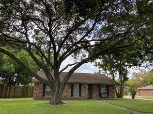 5208 Carmona Ln, Pearland, TX 77584