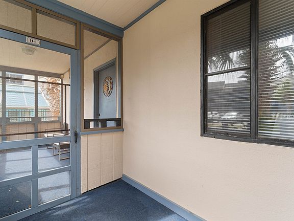 3rd image of 250 Maison Dr. #H-1